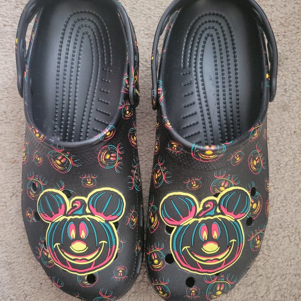 Disney Park Halloween 2023 Crocs Mickey Pumpkin M10 W12